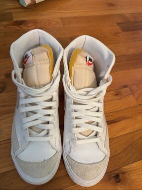 Nike White High-Top Sneakers with Beige Suede & pink Swoosh